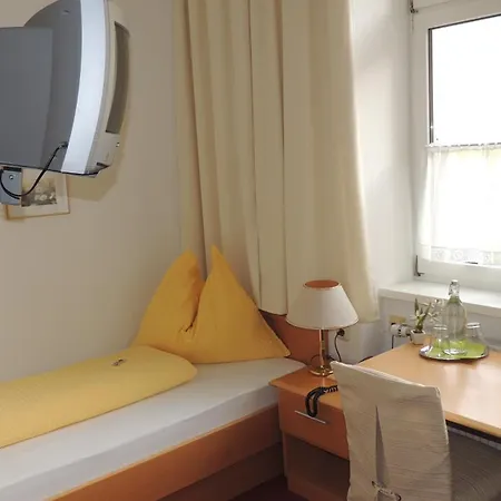 Gasthuis Fruehstueckspension Barbara Pöchlarn